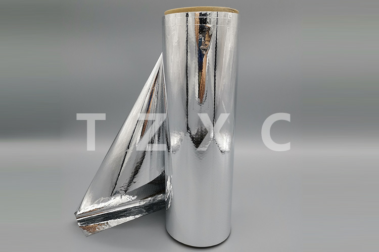 <strong>?雙面鍍鋁PET薄膜在精密儀器防護(hù)中的避光原理與應(yīng)用實(shí)例</strong>